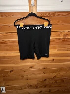 Women's Nike Pro Black XL Compression Shorts